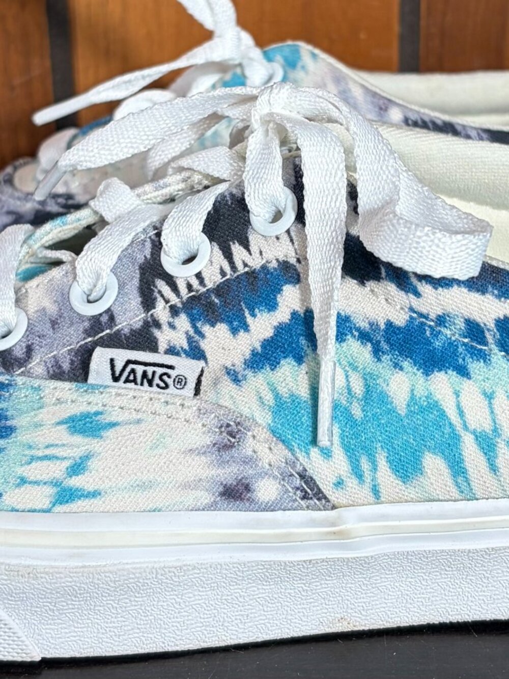 Vans Doheny Psychedelic Tie-Dye Sneaker Vibrant Blue White Marbled Pattern Sz8.5